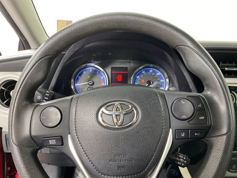 Used 2017 Toyota Corolla L image 12