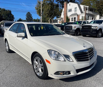 Used 2011 Mercedes-Benz E 350 4MATIC Sedan image 8