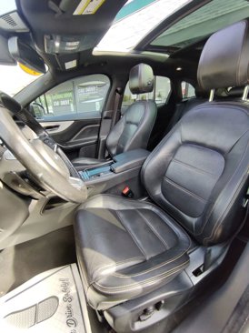 Used 2018 Jaguar F-PACE Prestige image 19