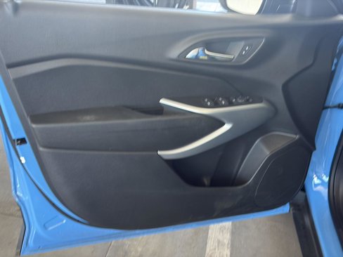 Used 2024 Chevrolet Trax RS w/ Driver Confidence Package image 8