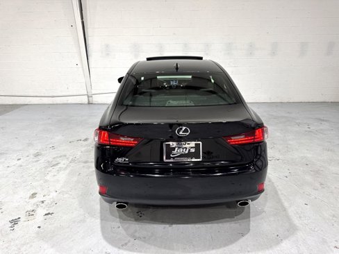 Used 2016 Lexus IS 200t image 23