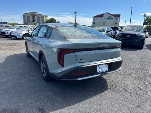 New 2025 Kia K4 LXS image 5