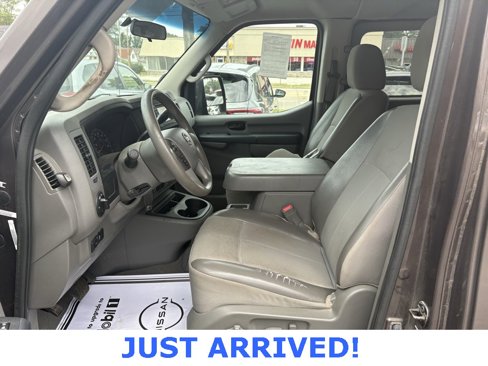 Used 2013 Nissan NV 3500 SV image 10