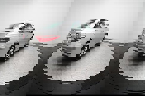 Used 2017 Toyota Camry LE image 34
