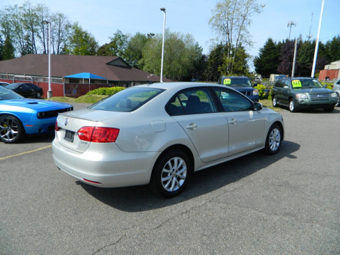 Used 2012 Volkswagen Jetta SE image 7
