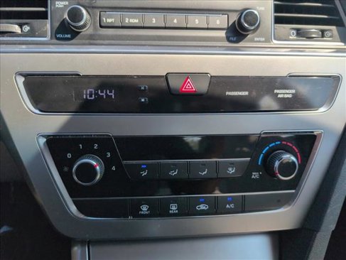 Used 2016 Hyundai Sonata SE image 14