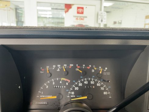 Used 1991 Chevrolet Silverado 3500 2WD Extended Cab image 11