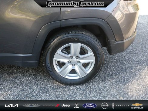 Used 2022 Jeep Compass Latitude w/ Convenience Group image 4