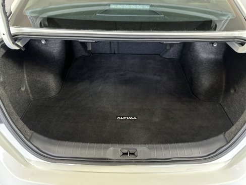 Used 2023 Nissan Altima 2.5 SR image 14