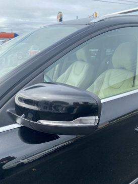 Used 2015 Volvo XC60 T5 w/ Proximity Package image 20