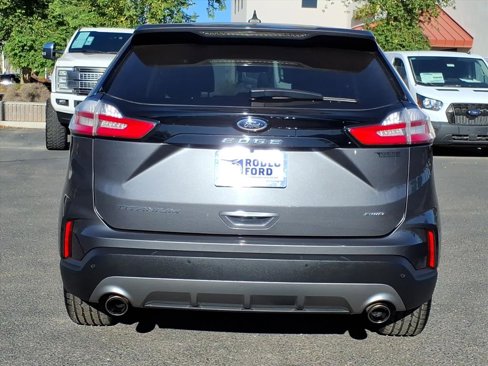 Certified 2024 Ford Edge Titanium image 4