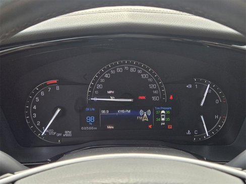 Used 2017 Cadillac XT5 Luxury w/ LPO, Wheel Lock Package image 16