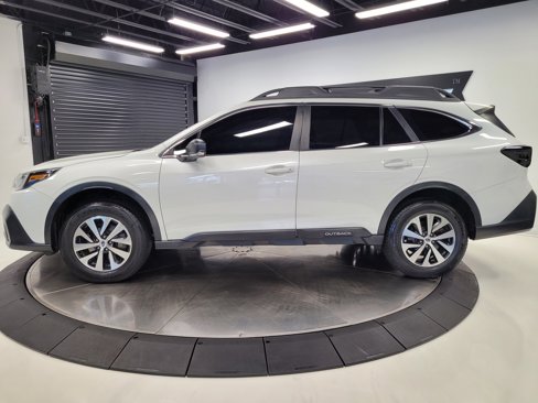Used 2020 Subaru Outback 2.5i image 7