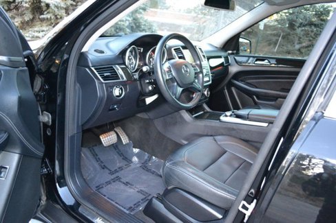 Used 2015 Mercedes-Benz ML 400 4MATIC w/ Accessory Chrome Package image 19
