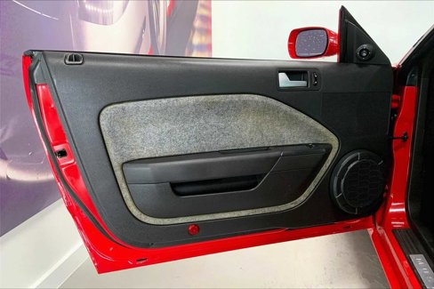 Used 2006 Ford Mustang GT image 19