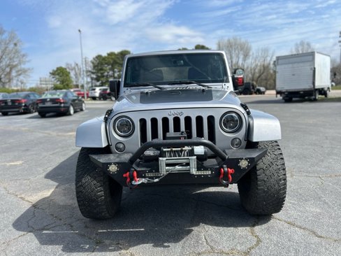 Used 2015 Jeep Wrangler Unlimited Sahara w/ Connectivity Group image 9