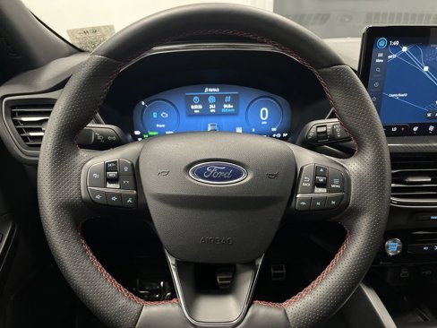 Used 2024 Ford Escape ST-Line Select w/ Tech Pack #2 image 17