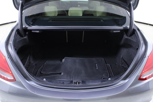 Used 2018 Mercedes-Benz C 300 Sedan image 10