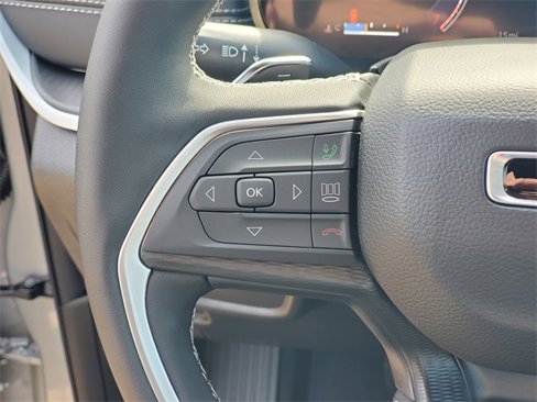 New 2025 Jeep Grand Cherokee L Altitude image 22