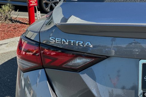 New 2025 Nissan Sentra SR image 23