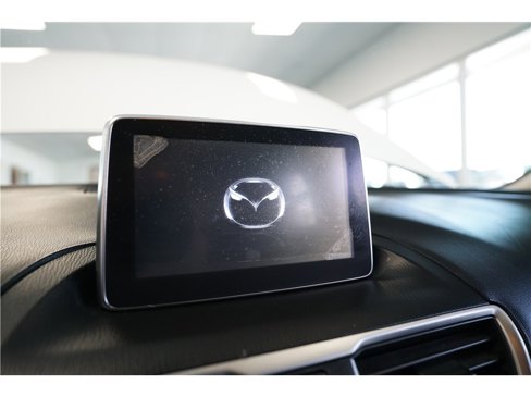 Used 2016 MAZDA MAZDA3 i Touring image 22