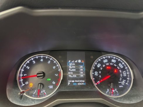 Used 2019 Toyota RAV4 LE image 23