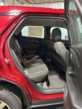 Used 2021 Chevrolet TrailBlazer LS image 17