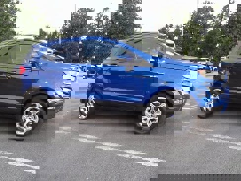 Used 2021 Ford EcoSport SE image 4