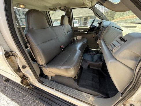 Used 2006 Ford F250 XL image 14