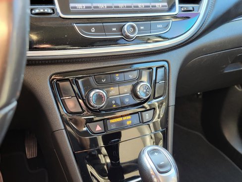 Used 2019 Buick Encore Preferred image 27