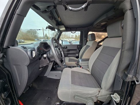 Used 2009 Jeep Wrangler X image 3