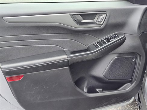 Used 2023 Ford Escape Active image 10