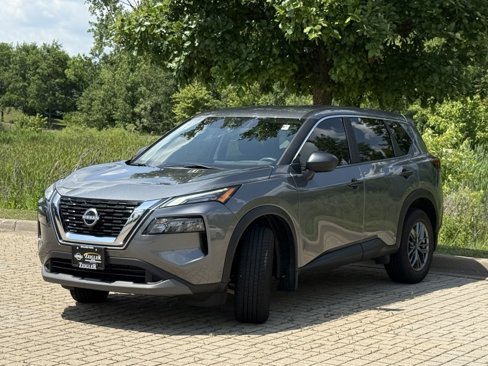 Certified 2023 Nissan Rogue S image 2