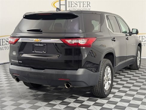 Used 2021 Chevrolet Traverse LS image 7