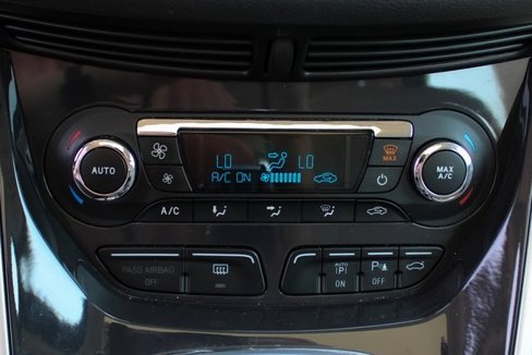 Used 2013 Ford C-MAX SEL image 21