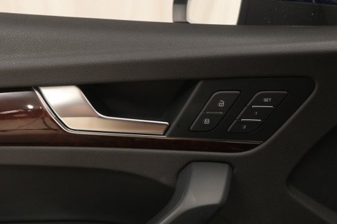 Used 2018 Audi Q5 2.0T Premium Plus w/ Premium Plus Package image 35