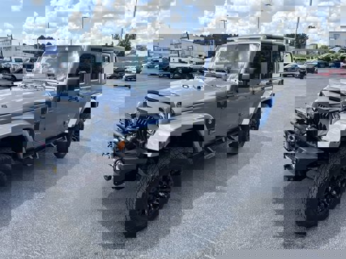 Used 2018 Jeep Wrangler Unlimited Sport image 7