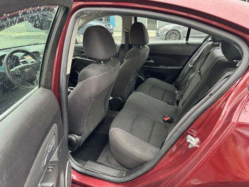 Used 2015 Chevrolet Cruze LT w/ Sun And Sound Package image 9