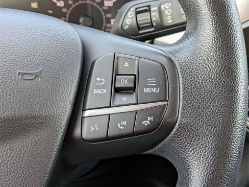 Used 2020 Ford Escape SE image 19
