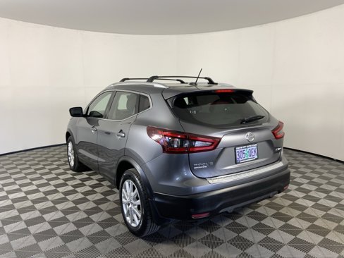 Used 2020 Nissan Rogue Sport SV image 7