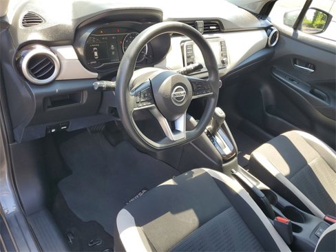 Used 2022 Nissan Versa SV image 18