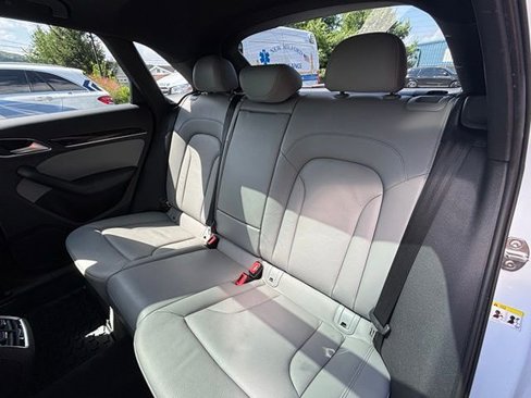 Used 2017 Audi Q3 2.0T Premium Plus w/ Premium Plus Package image 19