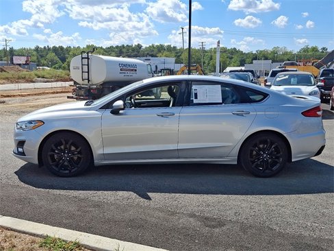 Used 2019 Ford Fusion SE w/ Equipment Group 151A image 7