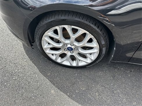 Used 2014 Ford Fusion Titanium image 15