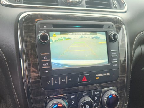Used 2014 Buick Enclave Leather image 11