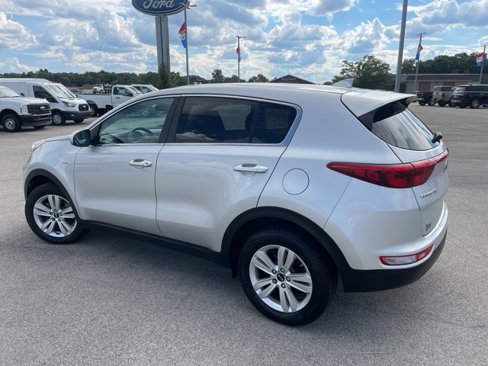 Used 2019 Kia Sportage LX image 8