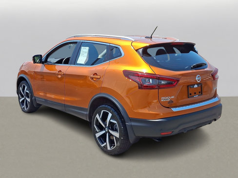 Used 2022 Nissan Rogue Sport SL image 6