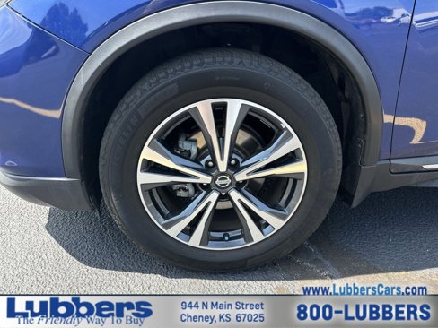 Used 2017 Nissan Rogue SL image 10