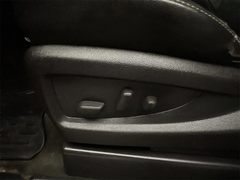 Used 2015 GMC Sierra 1500 SLE w/ Carbon-22 Edition image 23