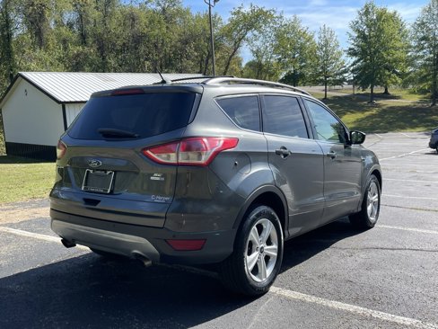 Used 2016 Ford Escape SE w/ Equipment Group 201A image 3
